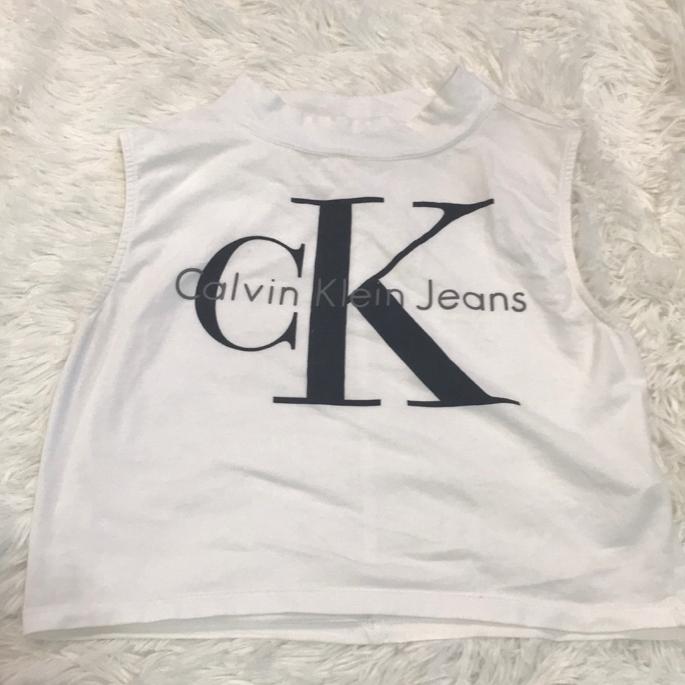 Calvin Klein cropped top